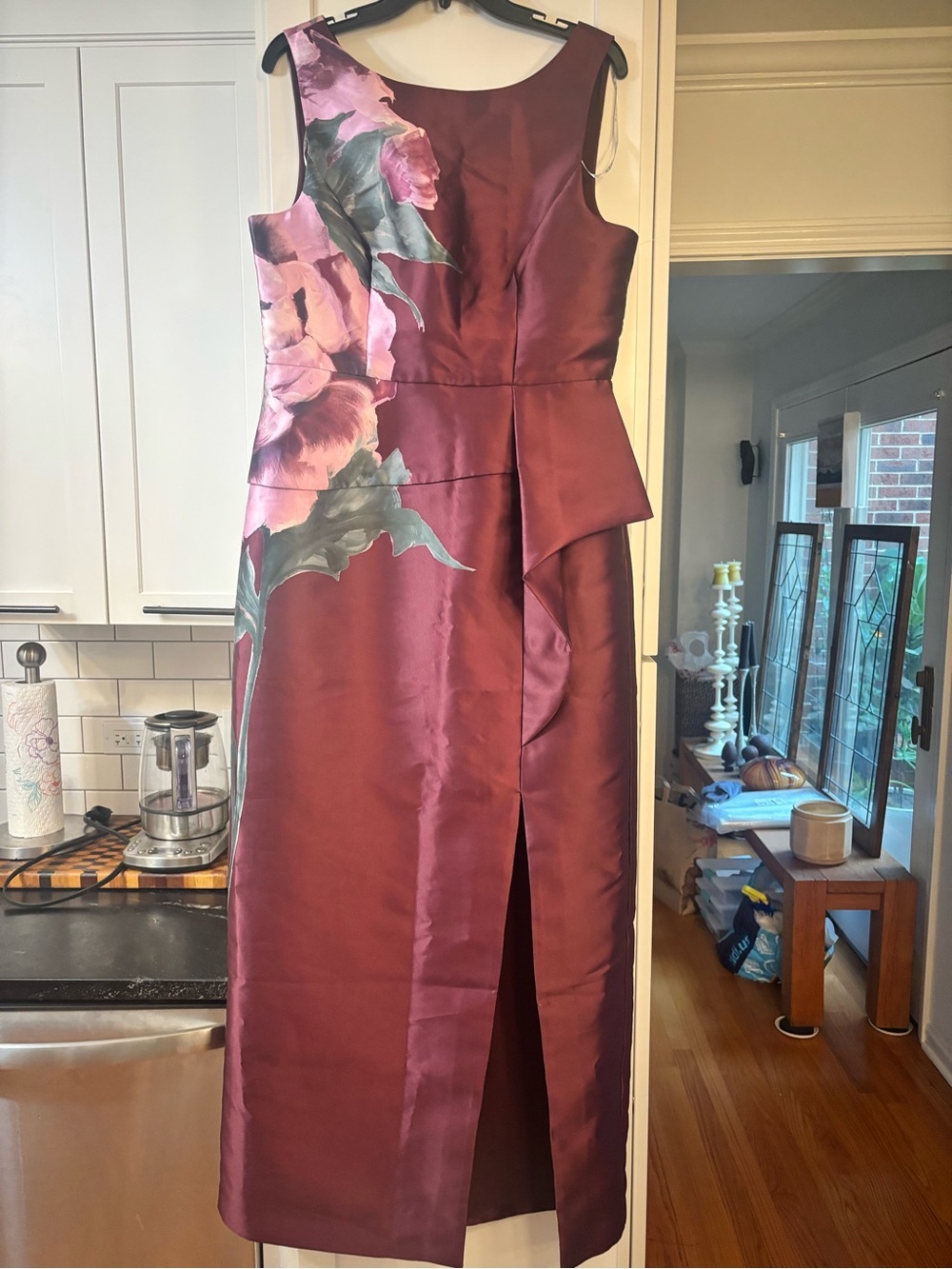 new Kay Unger Luciana floral mikado column gown in Mulberry combo - Picture 5 of 9